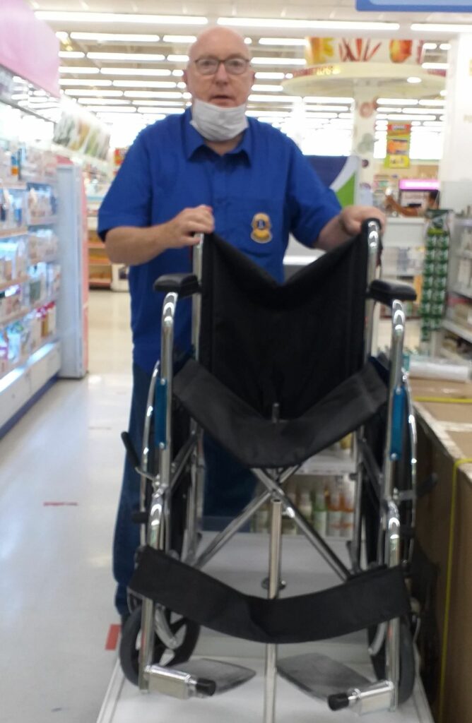 24 10 2020 Donation of wheelchair 1 668x1024 1 | Amax Phuket | Real Estate & Property For Sale